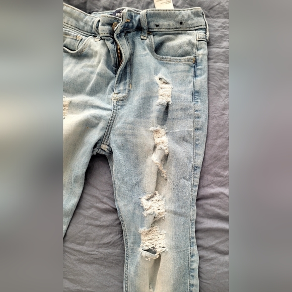 Hollister Destroyed Light Wash Raw Hem High Rise Super Skinny Jeans Sz 28/30 - Picture 2 of 12